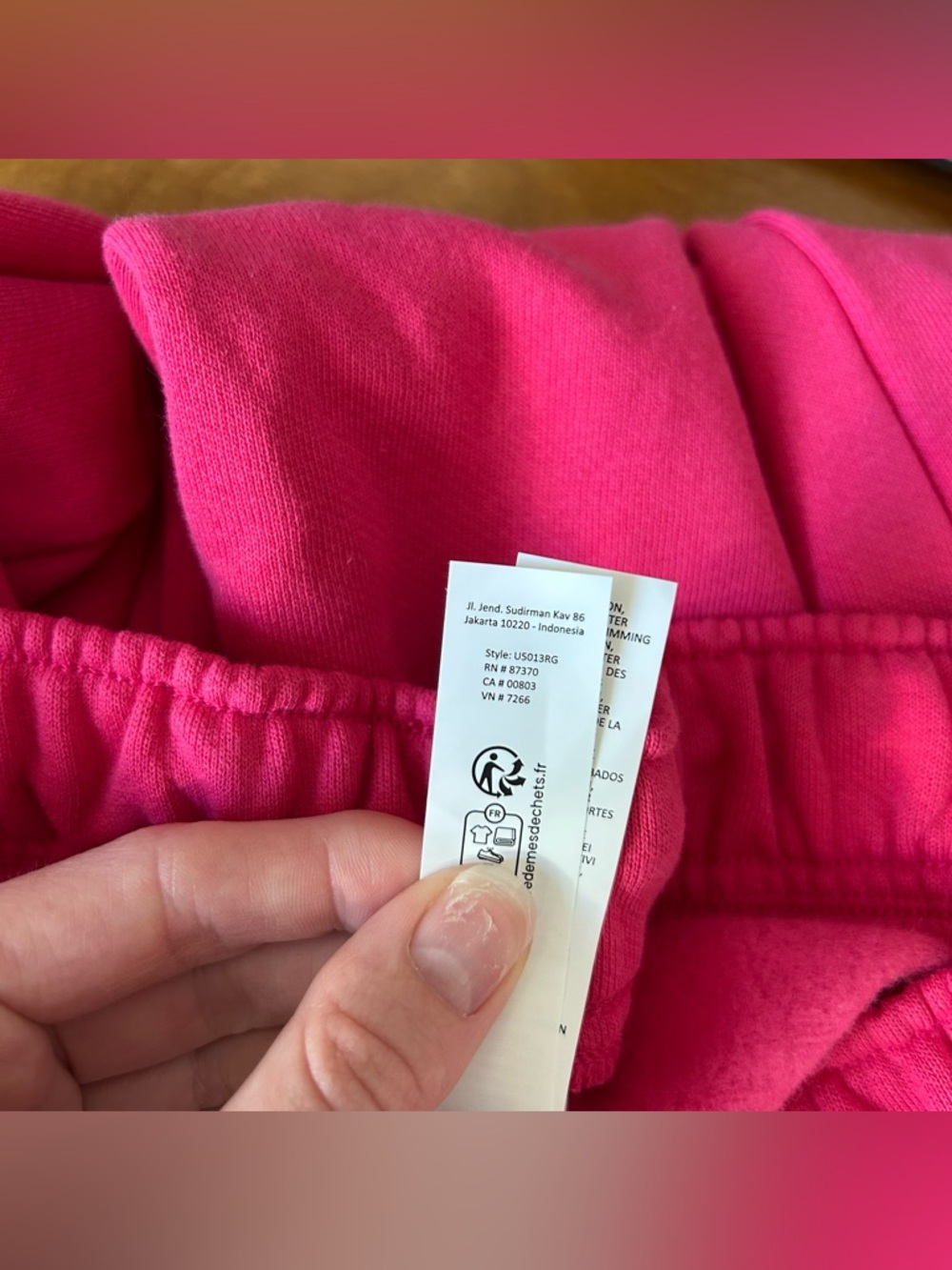 NWT New Alo Yoga Accolade Sweatpant in Pink Summer Crush Size Small RARE - Picture 11 of 12
